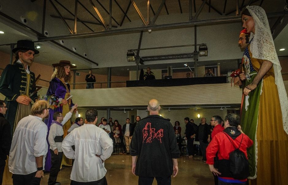 Moment del canvi de banda. FOTO: Joseba Ruiz