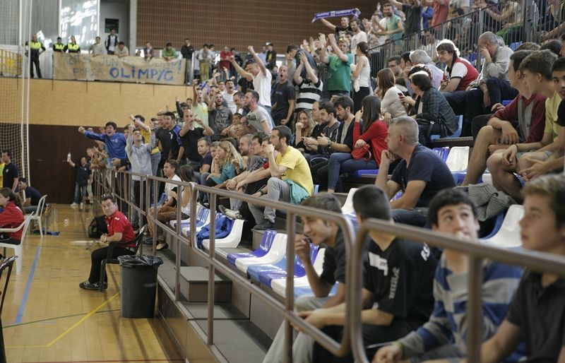 Un sector de l'afició de l'Olímpyc no s'ha sabut comportar. FOTO: Artur Ribera
