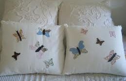 Coixins de diversos estils segons el dormitori. FOTO: Cedida