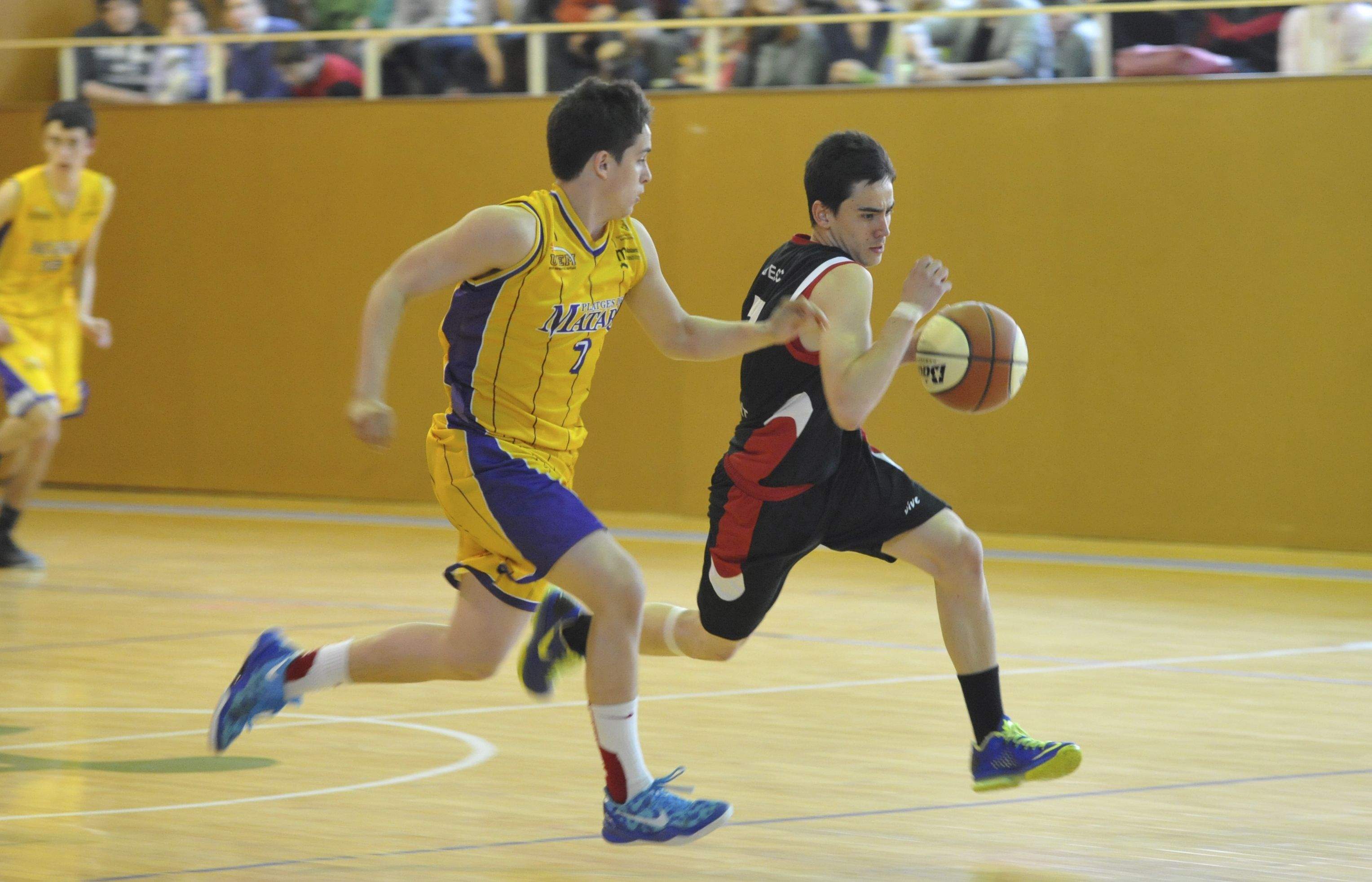 La UE Sant Cugat, en un partit aquesta temporada davant el Platges de Mataró. FOTO: Amanda Bernal