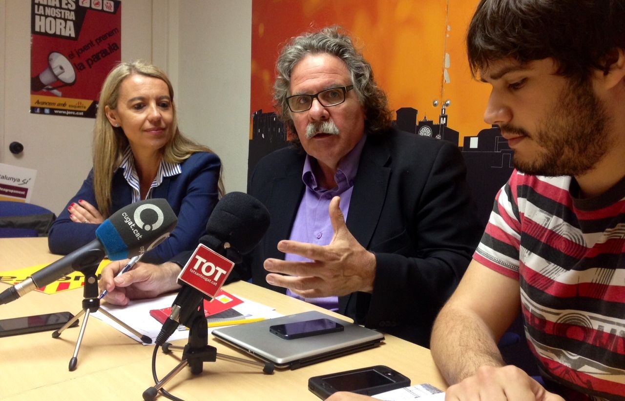 Mireia Ingla, Joan Tardà i Èric Gómez a la roda de premsa d'ERC. FOTO: Anna Mira