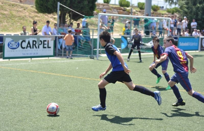 Imatge de la final de l'edició del 2013 entre el FC Barcelona i el Junior FC. FOTO: Pere Fernández