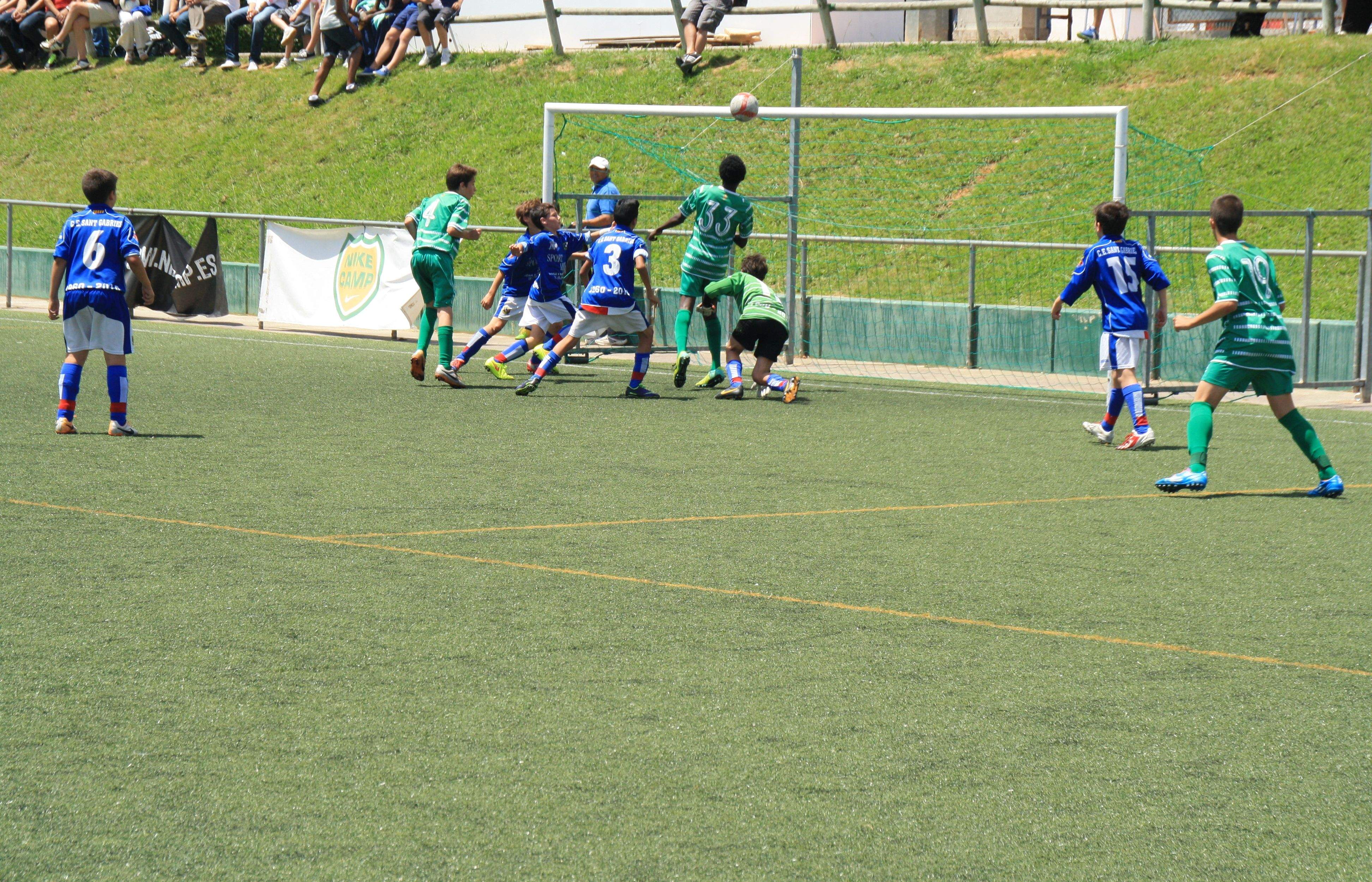 La UE Cornellà ha guanyat (1-0) el CE Sant Gabriel. FOTO: Àlex López Puig