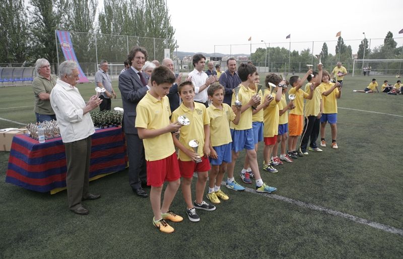 Els jugadors han rebut distincions, diplomes i obsequis. FOTO: Artur Ribera