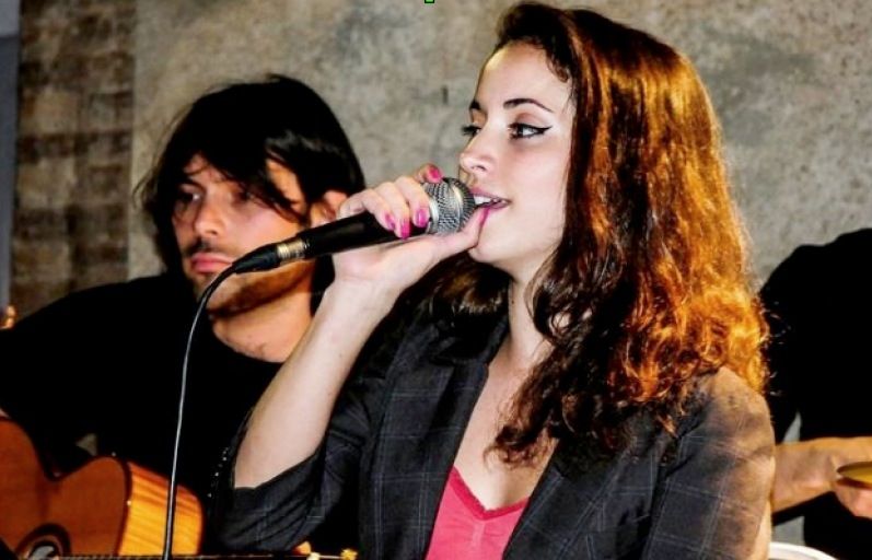 La santcugatenca Alba Llibre en concert. FOTO: Cedida