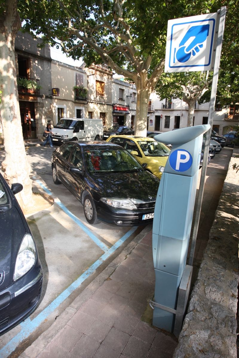 La zona blava de Sant Cugat serà gratuïta durant tot el mes d'agost FOTO: Arxiu