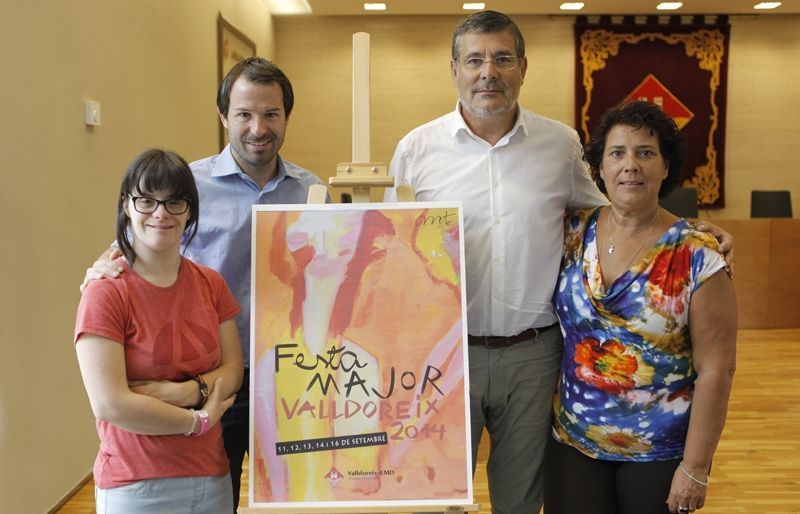 D'esquerra a dretra, Vives, acompanyada del seu germà, Puig i Caso. FOTO: Artur RIbera