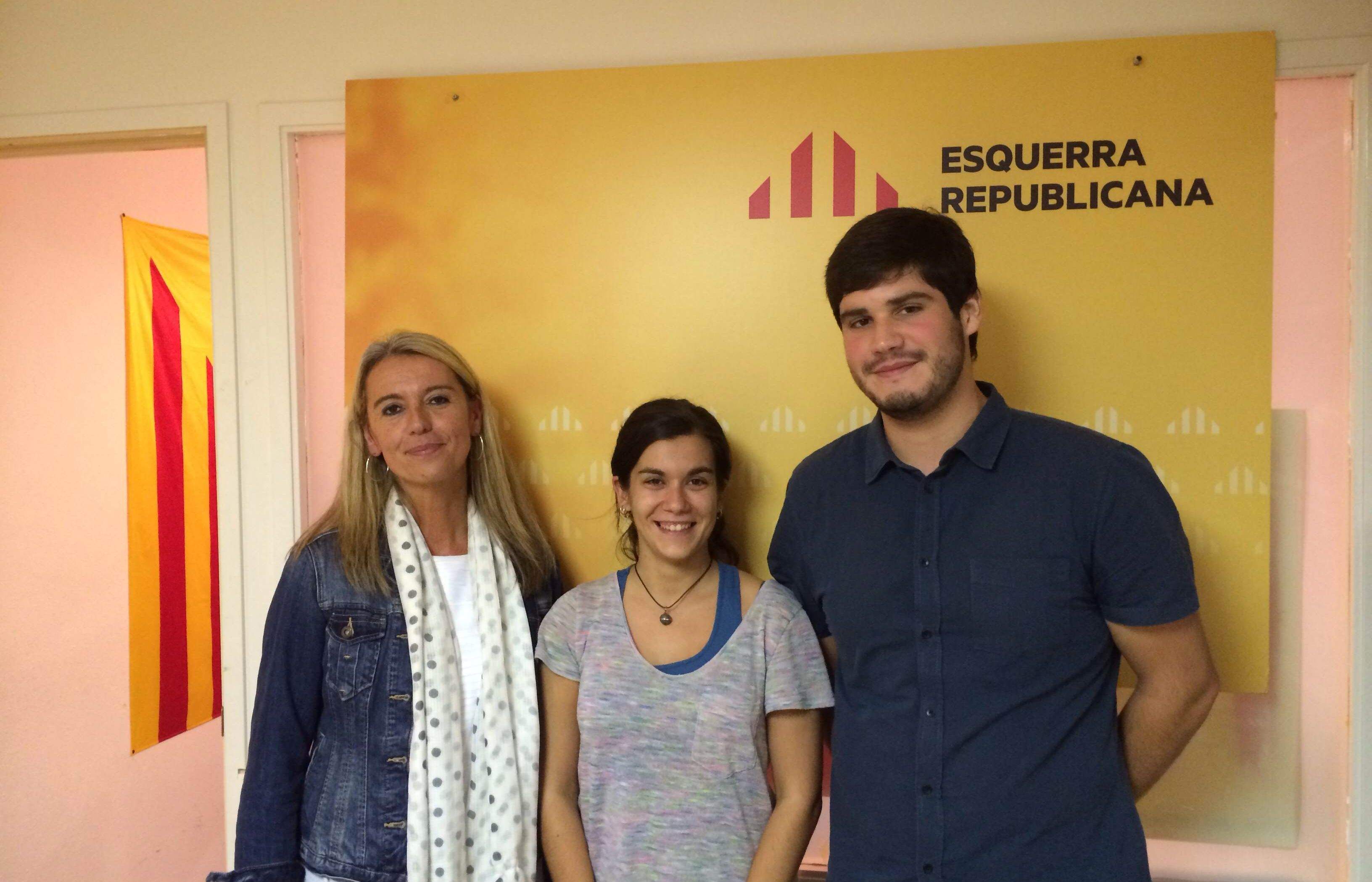 Mireia Ingla, Esther Madrona i Èric Gomez a la seu d'ERC a Sant Cugat