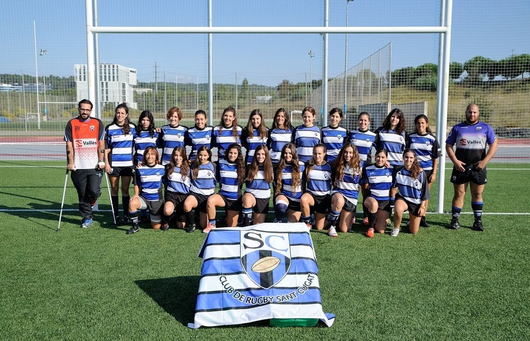 Imatge de l'equip femení, el diumenge 5 d'octubre a la presentació del Club de Rugby Sant CugatFOTO: Xavier Ballestar