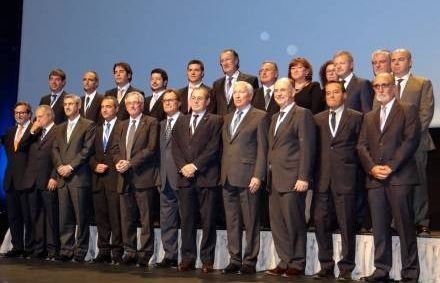 Els premiats de la Nit de l'Empresari, a l'escenari del Palau de Congressos de Catalunya . N.N. 