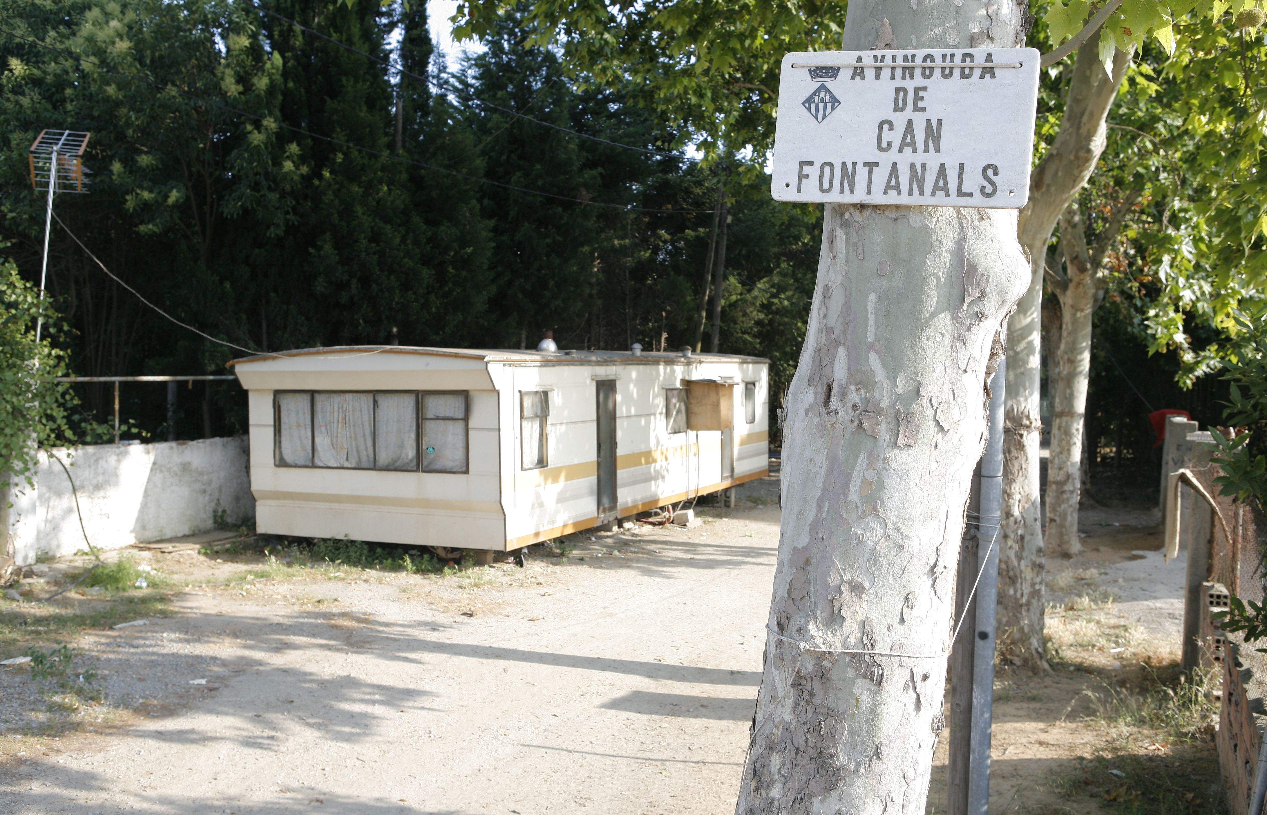 Aquest hivern s'acabarà de desmantellar el campament de gitanos de Can Fontanals, on hi han arribat a viure un centenar de persones. FOTO: Artur Ribera