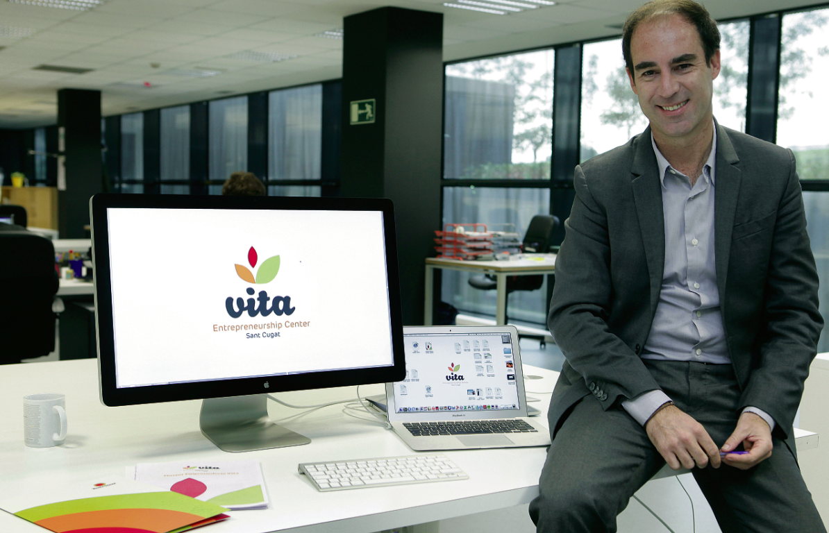 Albert Latorre ha tirat endavant un nou centre d'emprenedoria on hi colaboren empreses i l'Ajuntament. FOTO: Artur Ribera