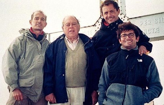 Pere Pujol, a l'esquerra de la imatge, amb el seu pare. FOTO: Cedida