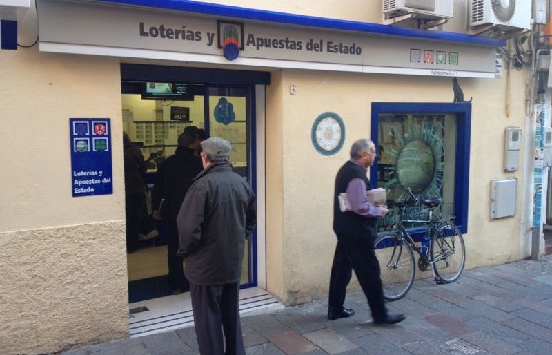 Administració del carrer dels Pous on ha tocat el premi. FOTO: Artur Ribera