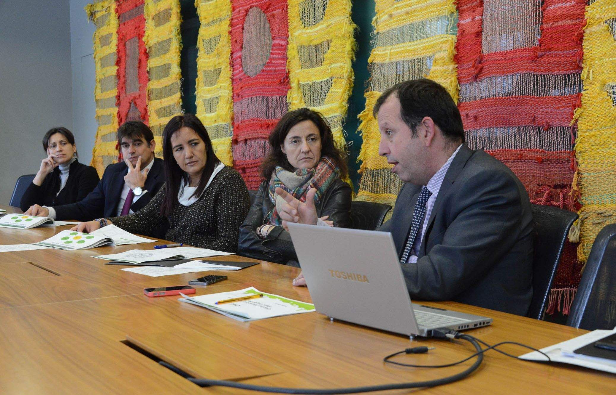 L'Ajuntament posa a disposició de la ciutadania un nou servei per afavorir l'emprenedoria. FOTO: Localpres