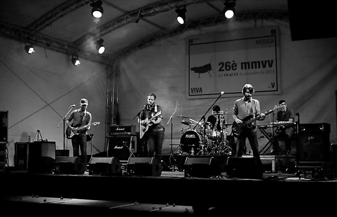 El grup va portar el seu directe energètic al Mercat de la Música Viva de Vic. FOTO: Joana Arribas