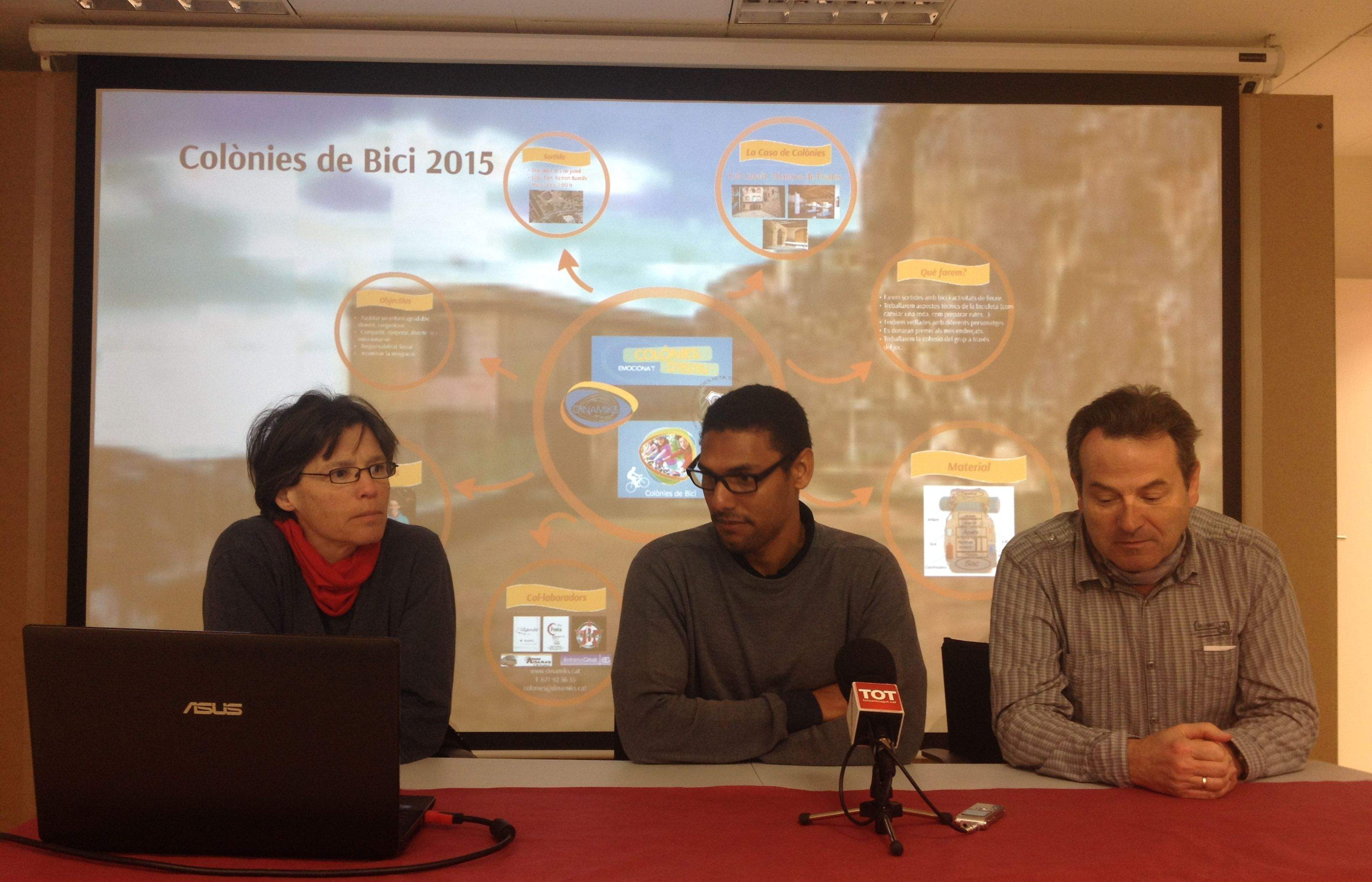 Cristina Jané, Carlos Felipe i Rafa Robledo, a la roda de premsa. FOTO: À. L. P.