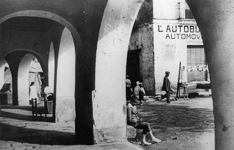 Voltes del carrer Major, lany 1915. Foto cedida per la família de Salvador Vidal