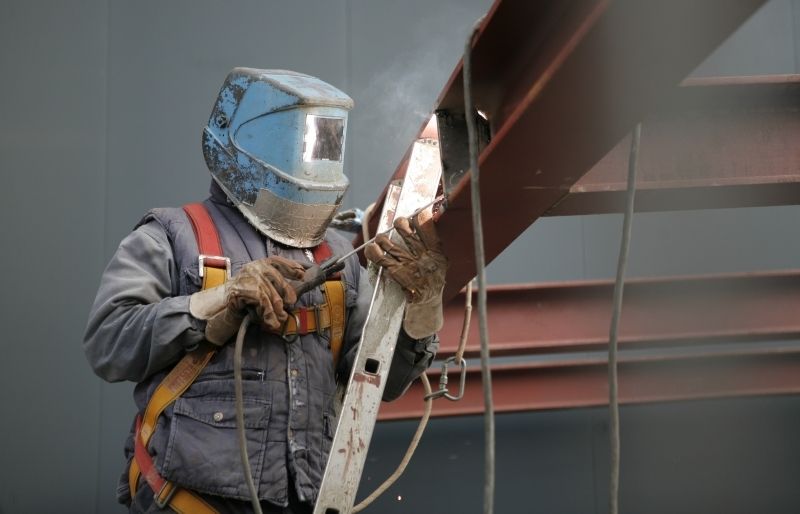 Atur baixa aquest febrer