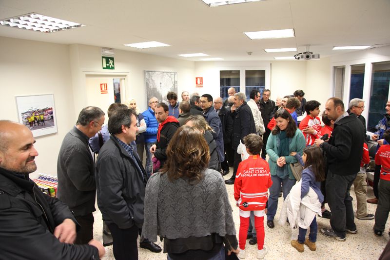 Unes 75 persones han assistit a la inauguració oficial de la seu de la Unió Ciclista. FOTO: Lali Puig
