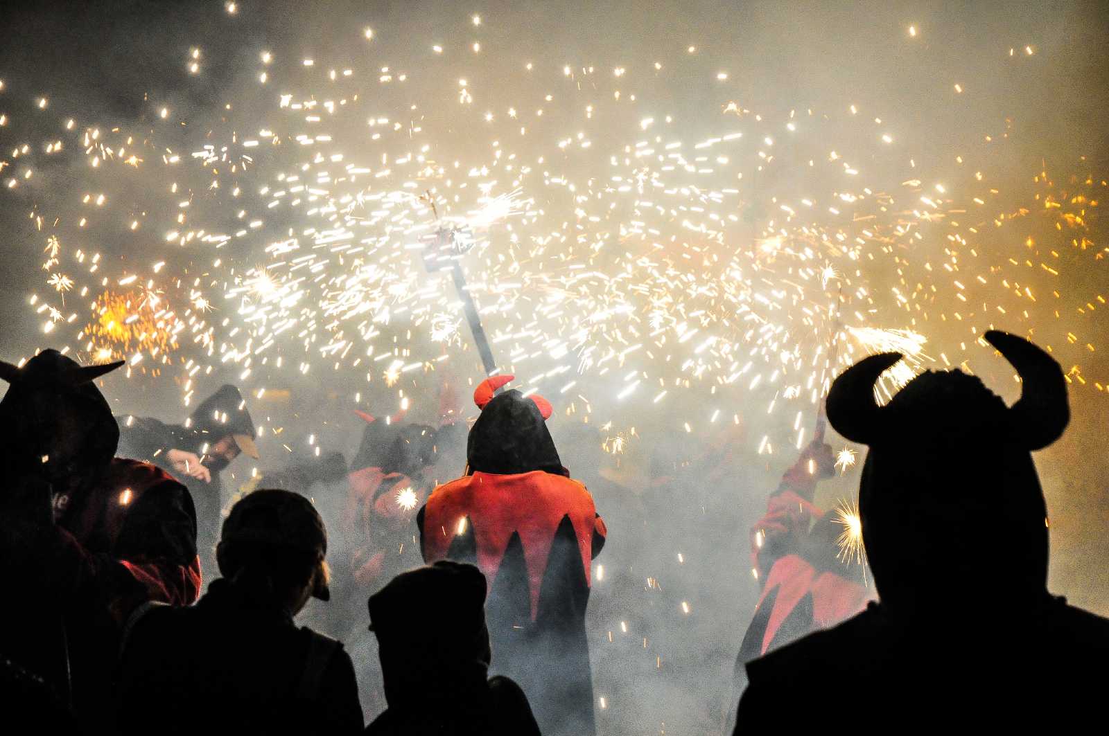 El foc serà el protagonista de la celebració dels 25 anys de Diables de Sant Cugat. FOTO: David Molina