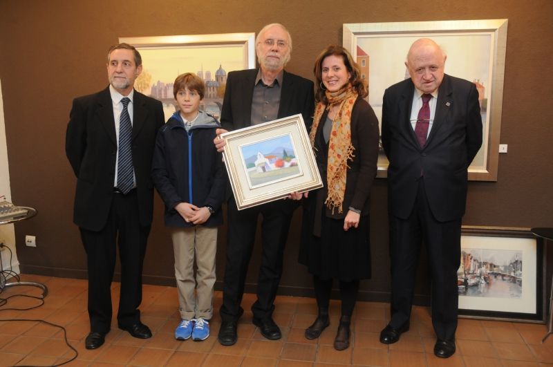 Josep M. Cadena (a la dreta) en una de les inauguracions a la Sala Rusiñol. FOTO: David Fernández