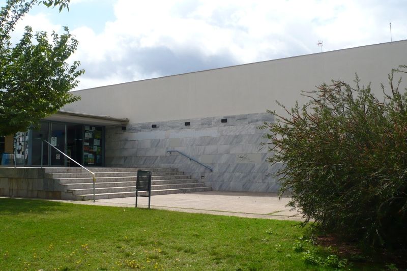 El Casal de Mira-sol efectuarà unes obres per millorar els seus serveis. FOTO: Arxiu