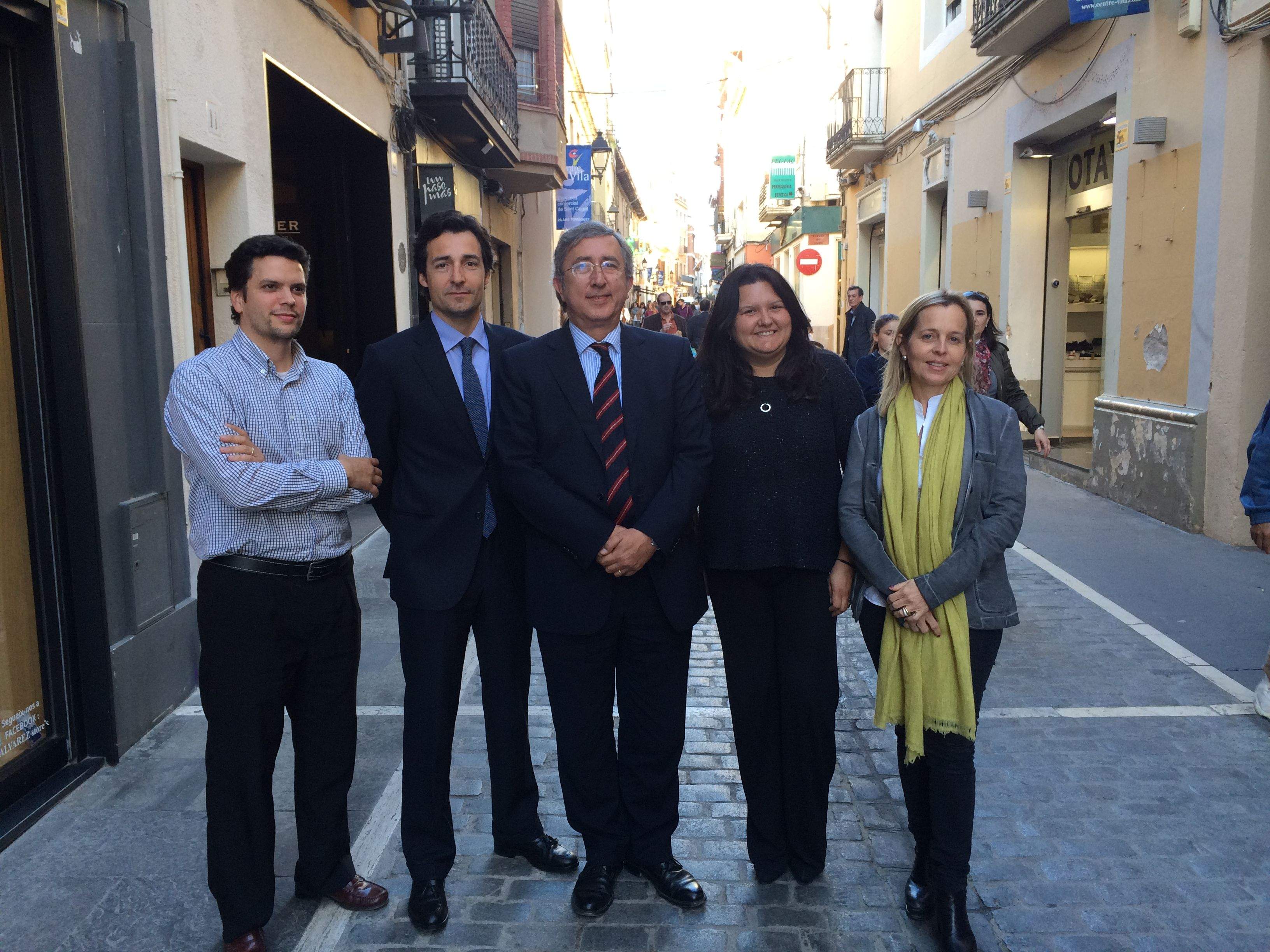 Brustenga, Benejam, Carreras, Beneyto i Montuenga; al carrer Santa Maria, davant de la seu del PP.