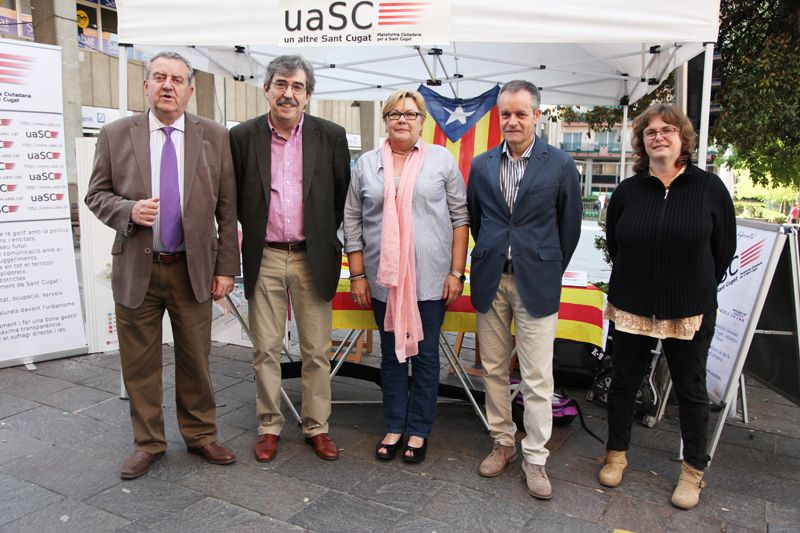 Els 5 primers membres de la llista d'esquerra a dreta. FOTO: Lali Puig