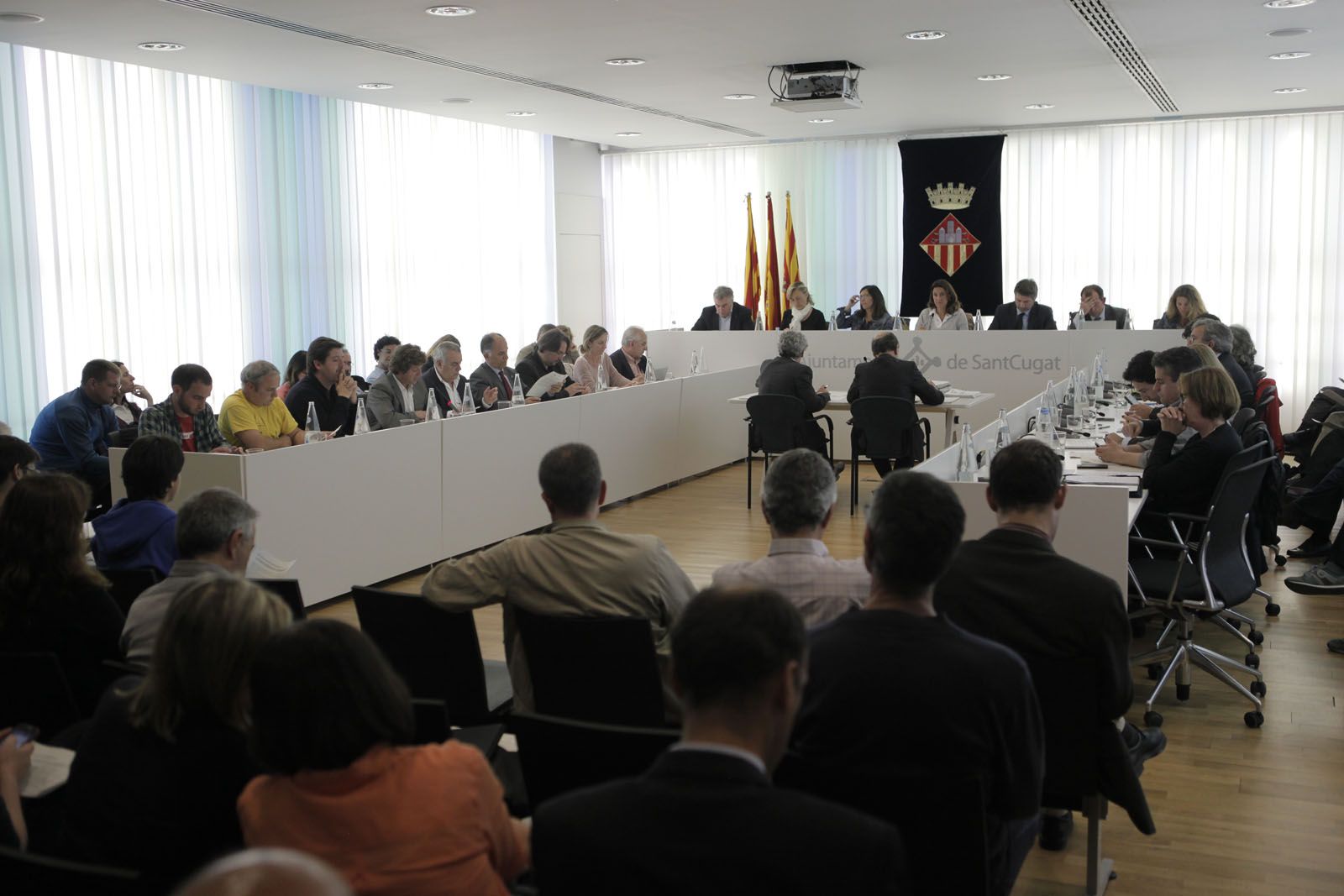 El Ple Municipal de Sant Cugat se celebra aquest dilluns, dia 21 de desembre, a les set de la tarda. Mitja hora abans, el torn de particpació ciutadana FOTO: Artur Ribera