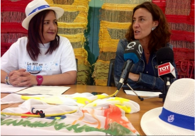 Mayte Pérez i l'alcaldesa Mercè Conesa a la presentació de la Nit en Blanc 2014. FOTO: Anna Mira