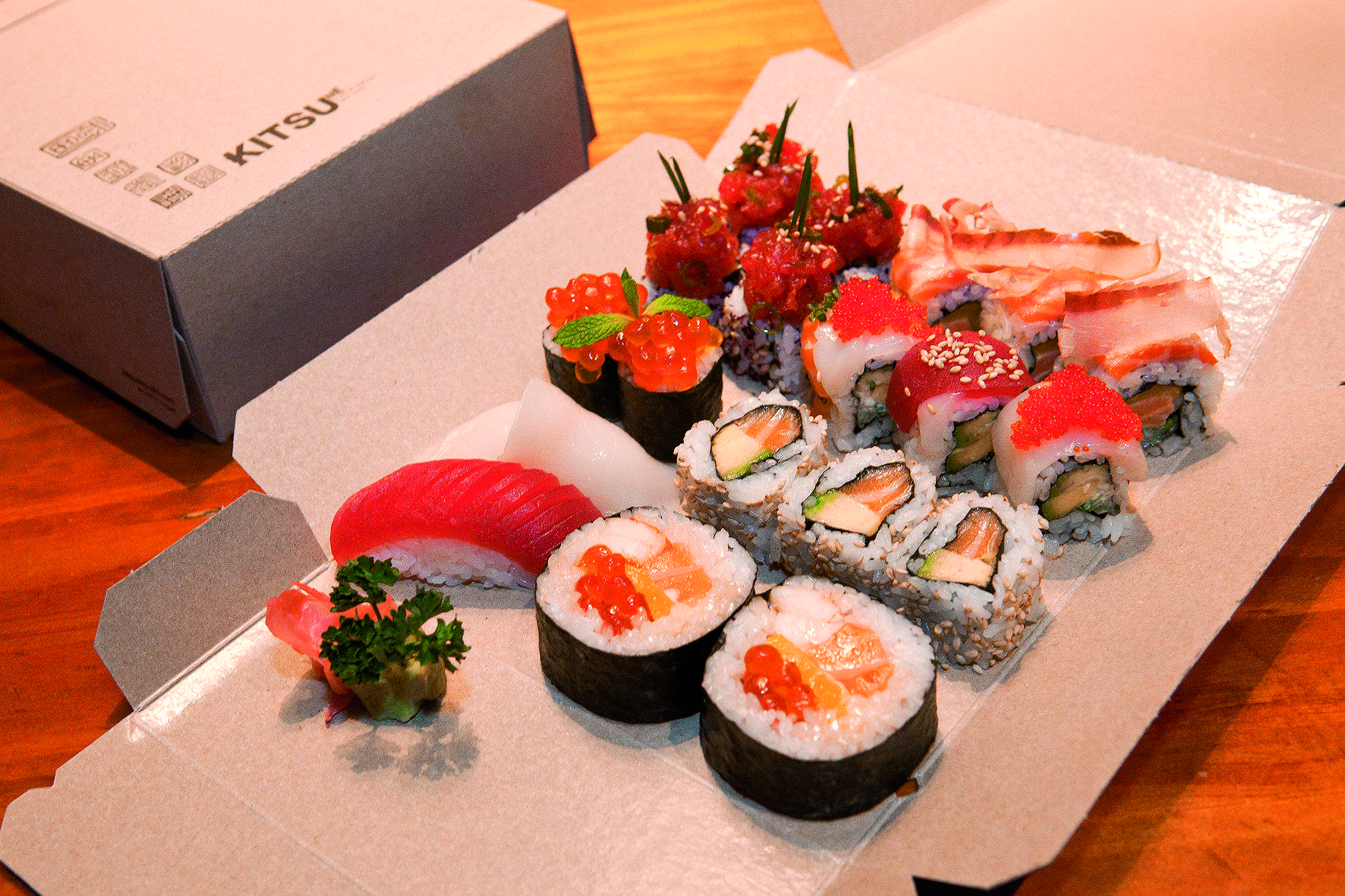 A banda del Take Away ofereixen el servei a domicili. FOTO: Artur Ribera