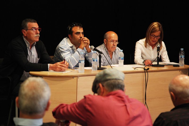 L'assemblea general ordinària de socis del Club Petanca Sant Cugat, a la Casa de Cultura. FOTO: Lali Puig