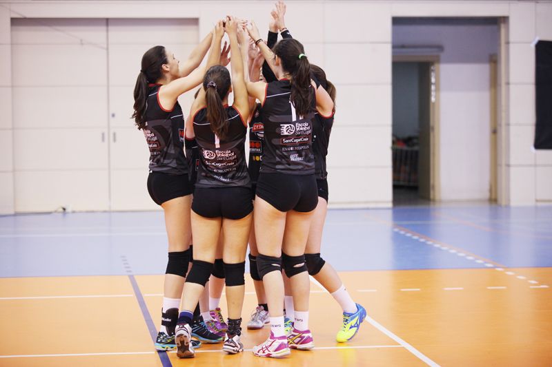 Les santcugatenques vencen el CV Barça per 3 sets a 0. FOTO: Lali Puig