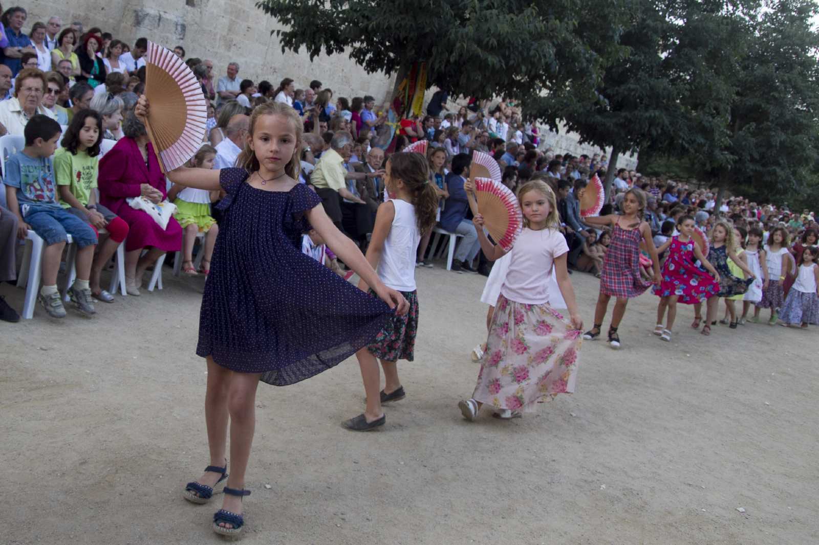 El tradicional 'Paga-li, Joan' es balla el 29 de juny. FOTO: Estefania Bedmar