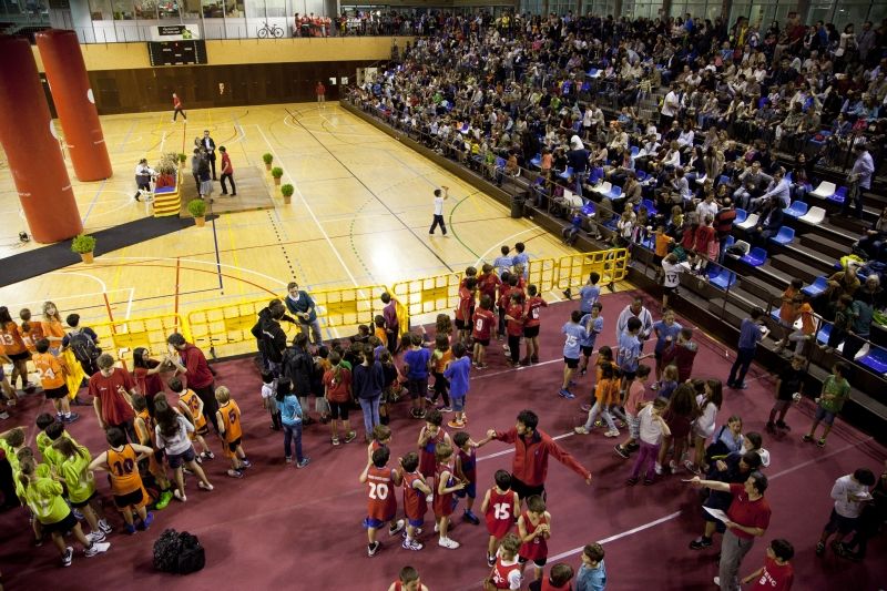 La festa de cloenda dels Jocs Esportius Escolars del 2014 es va fer al Pavelló 3. FOTO: Lali Puig