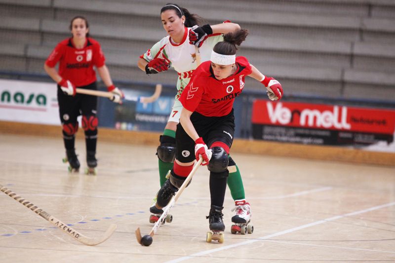 El Patí Hoquei Club Sant Cugat no pot amb un contundent Sferic. FOTO: Lali Puig 