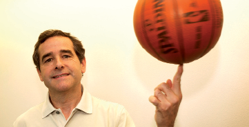 L'exjugador de bàsquet Nacho Solozabal. FOTO: Artur Ribera