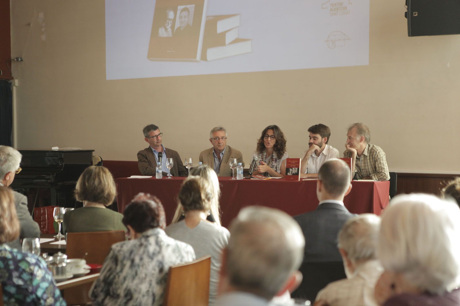 El llibre s'ha presentat al Cafè Auditori aquest dimarts, 2 de juny. FOTO: Artur Ribera