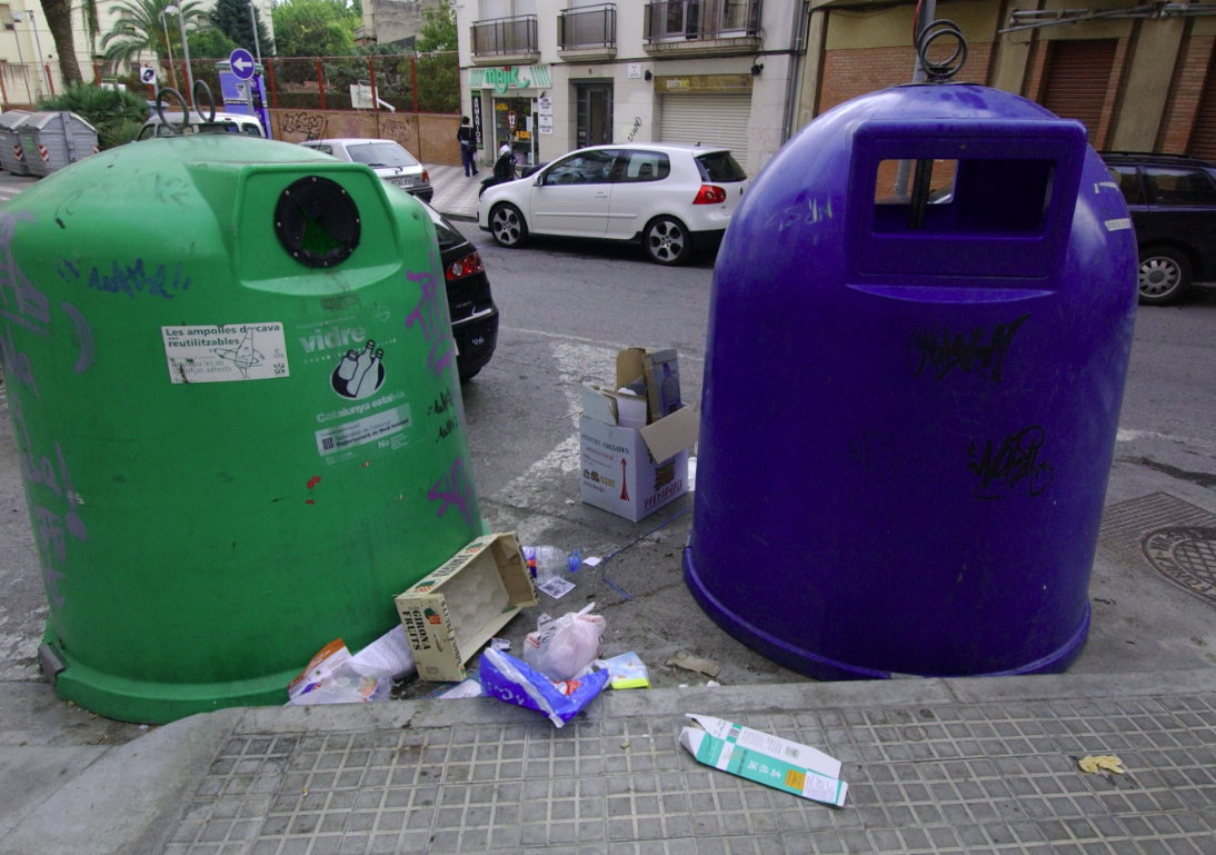 Imatge d'arxiu de contenidors de reciclatge a Sant Cugat. FOTO: Arxiu