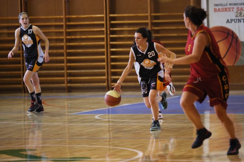 Imatge del segon partit entre el Qbasket Sant Cugat i el CEB Pallejà. FOTO: Lali Puig