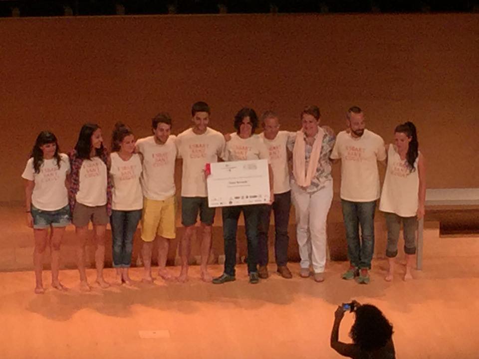 Moment de la recollida del reconeixement. FOTO: Cedida