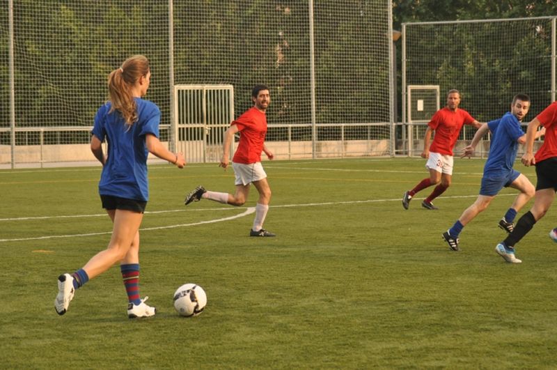 En l'últim partit del 2013, els periodistes es van imposar (4-3) als polítics. FOTO: Arxiu