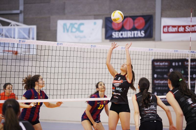 El cadet A és l'actual campió de Catalunya, títol que va guanyar contra el CVB Barça. FOTO: Lali Puig