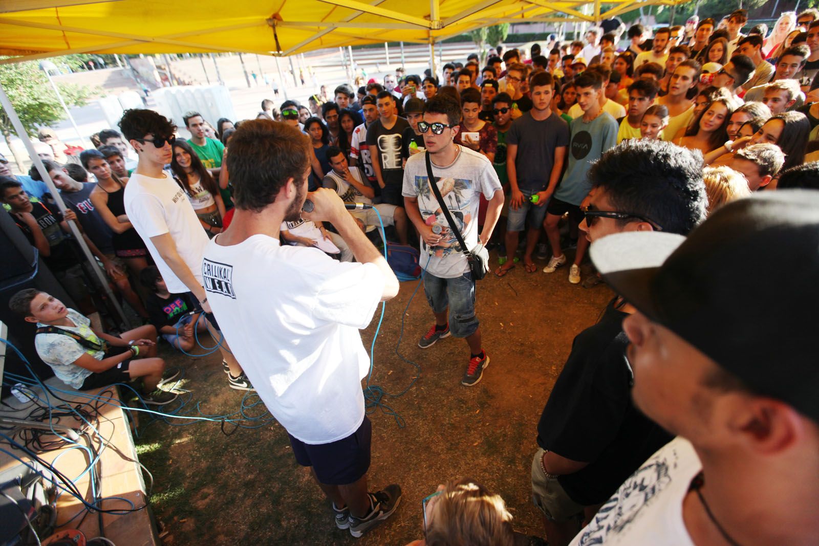 Batalla de galls, competició de rap al Parc Ramon Barnils. FOTOS: Lali Puig