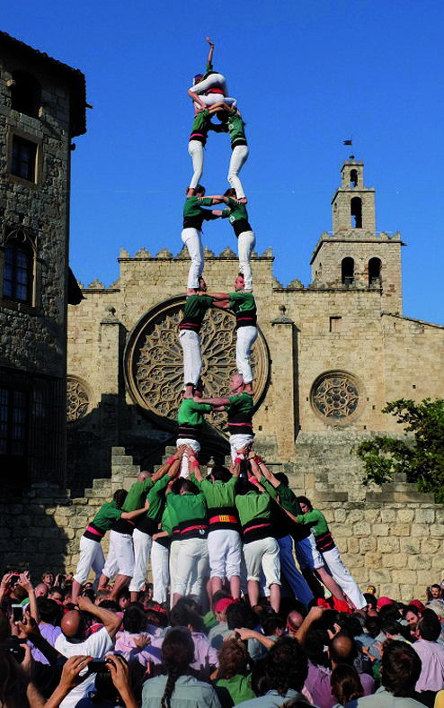Actuació dels Gausacs a la Festa Major de Sant Cugat.