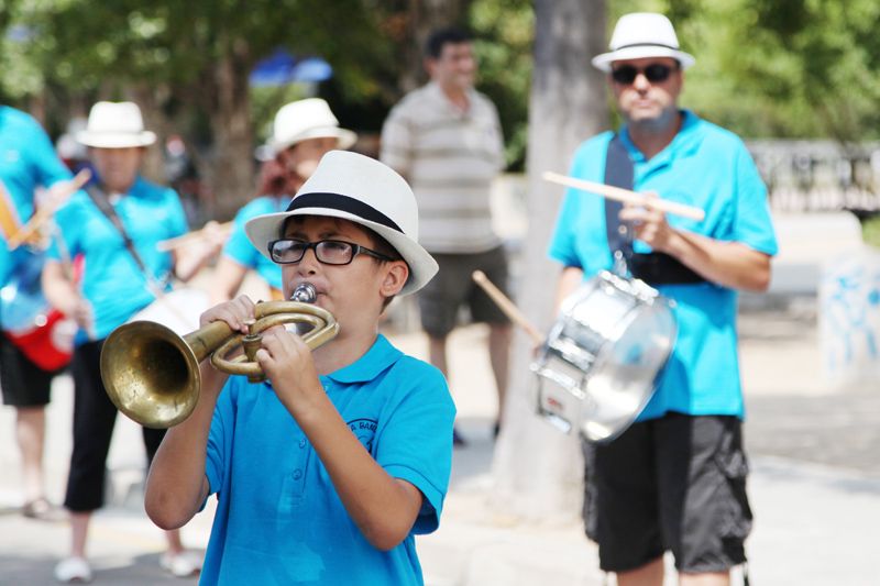 Actuació de La Banda de cornetes i tambors de Mas Gener. FOTOS: Lali Puig