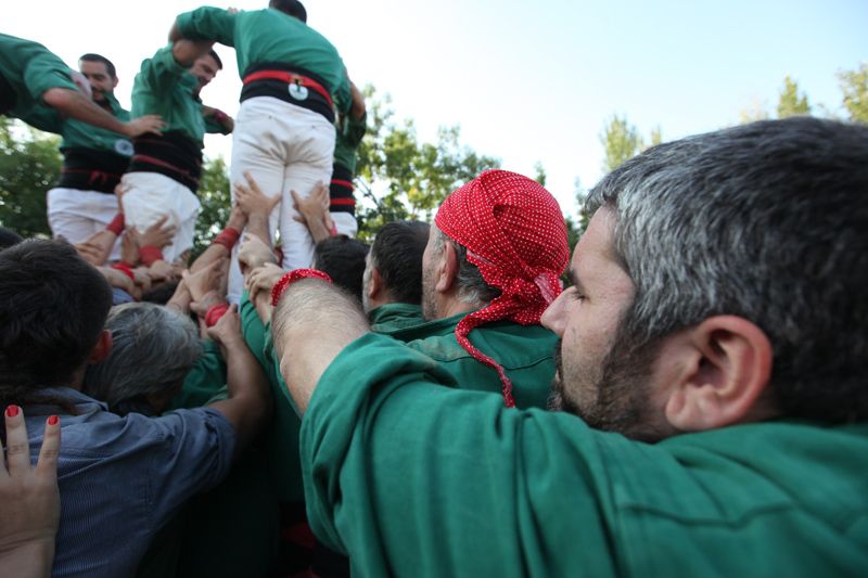 Festa Major Mira-sol: Actuació Castellera amb els Tirallongues de Manresa i els Castellers de Sant Cugat al Casal de Mira-sol.  FOTOS: Lali Puig