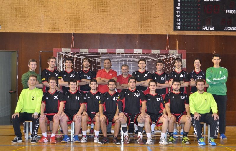 Plantilla del sènior B del Club Handbol Sant Cugat. FOTO: CHSC