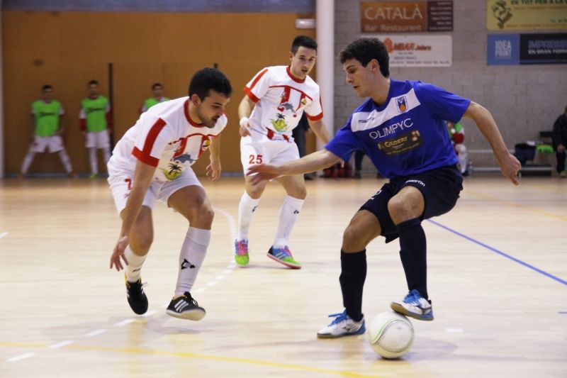 Imatge d'un partit de l'Olimpyc amb el CFS Manresa. FOTO: Lali Puig
